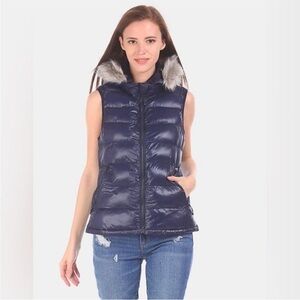Gap Faux Fur Primaloft Down Alternative Navy Blue Puffer Vest Jacket